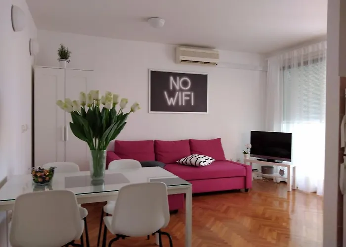 Heart Of * Μακάρσκα